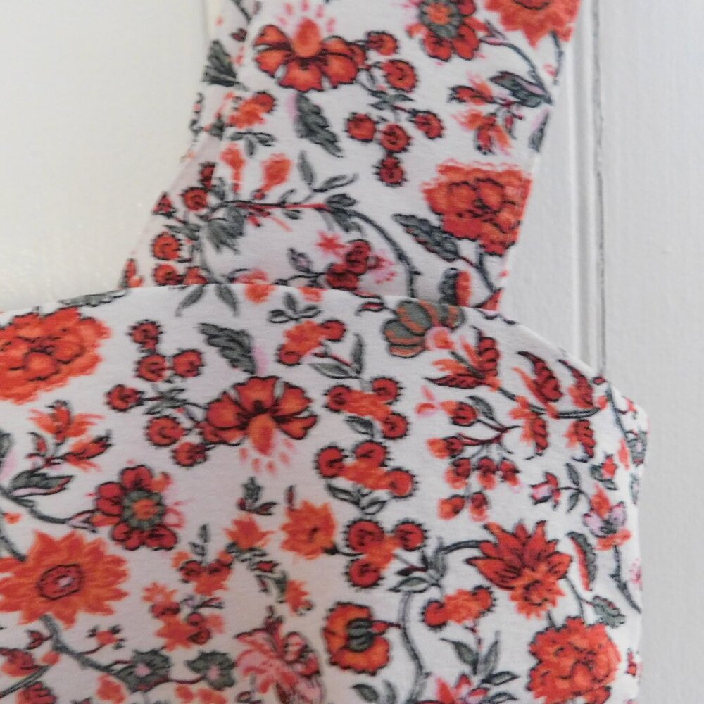 🦌 Abercrombie & Fitch Floral Cropped Smocked Tank Size M - Picture 4 of 15